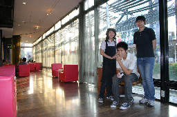 咖啡廳工讀生2003年至2006年加崙工作室(大開劇團)時期台中20號倉庫藝術特區藝術村